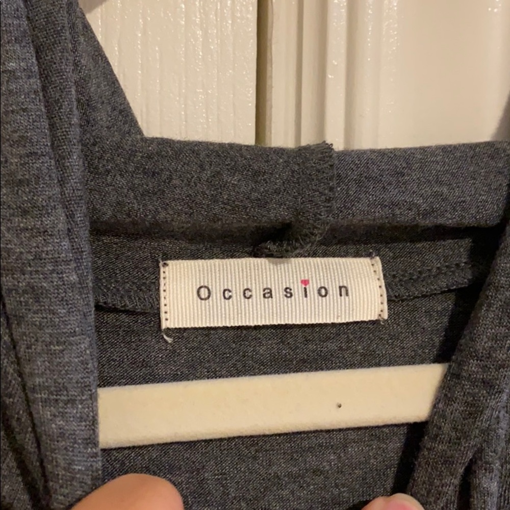 gray pullover - Picture 3 of 4